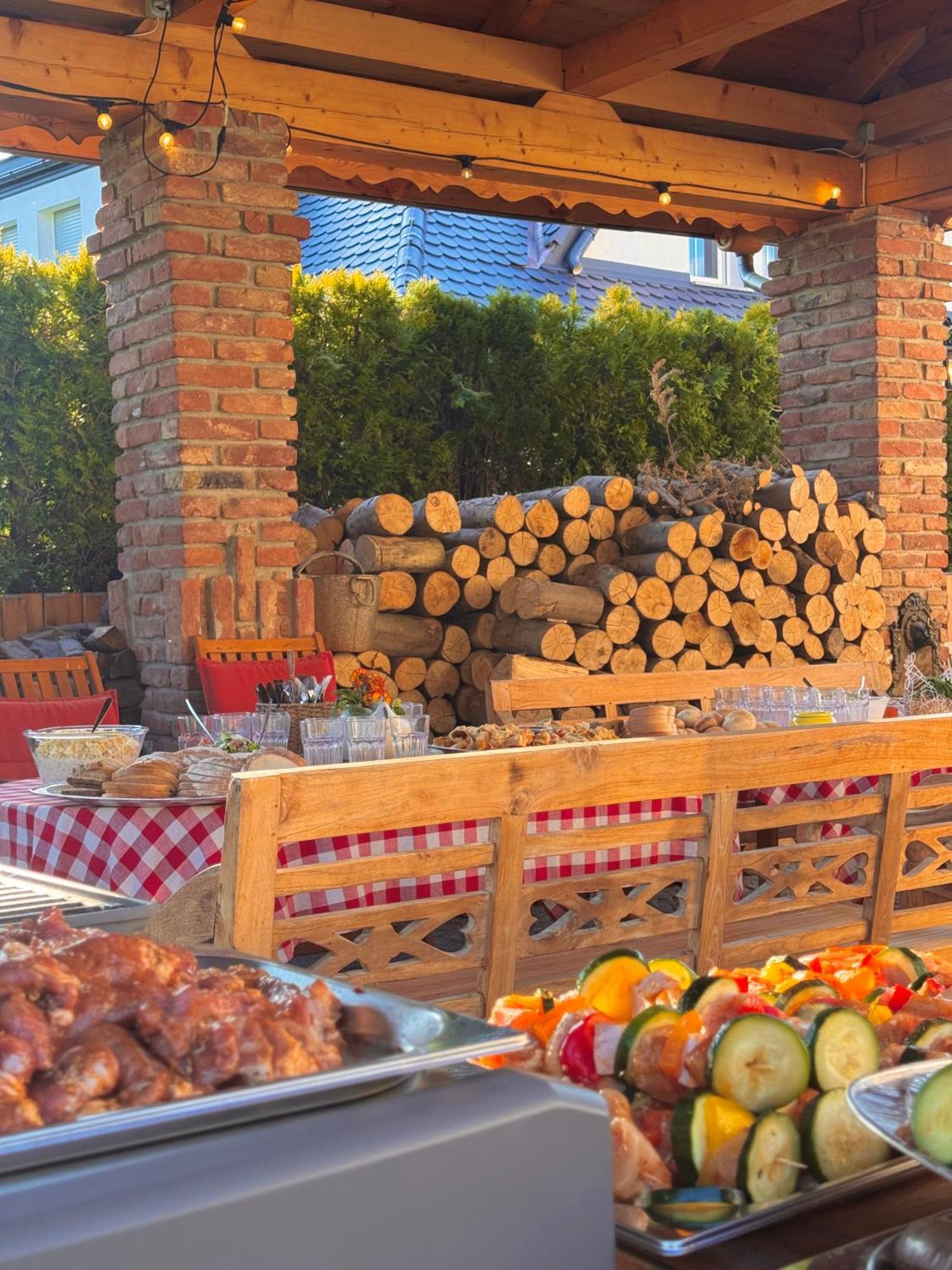 Apartamenty Agroturystyczne Papiernia Niedźwiedź Buitenkant foto